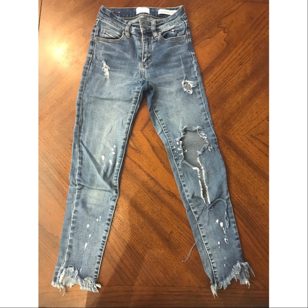Cotton On ripped holy blue jeans